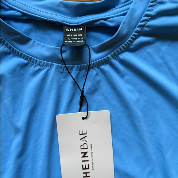 SHEIN Blue Short Sleeve Tee - Picture 5 of 7